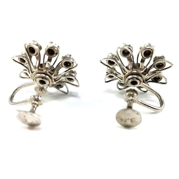 Bugbee & Niles Blue Rhinestone Screw Back Earrings, Vintage Jewelry 1940s - Picture 4 of 10